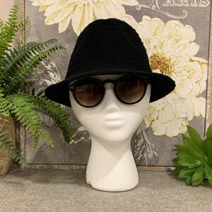Women's Black Knit Fedora Hat